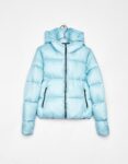 Puffer jacket with hood